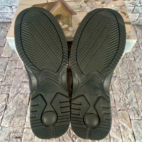 Propét Tour Walker 2 Strap Sneakers Black Work Loafers Womens Size 9 - Picture 7 of 11